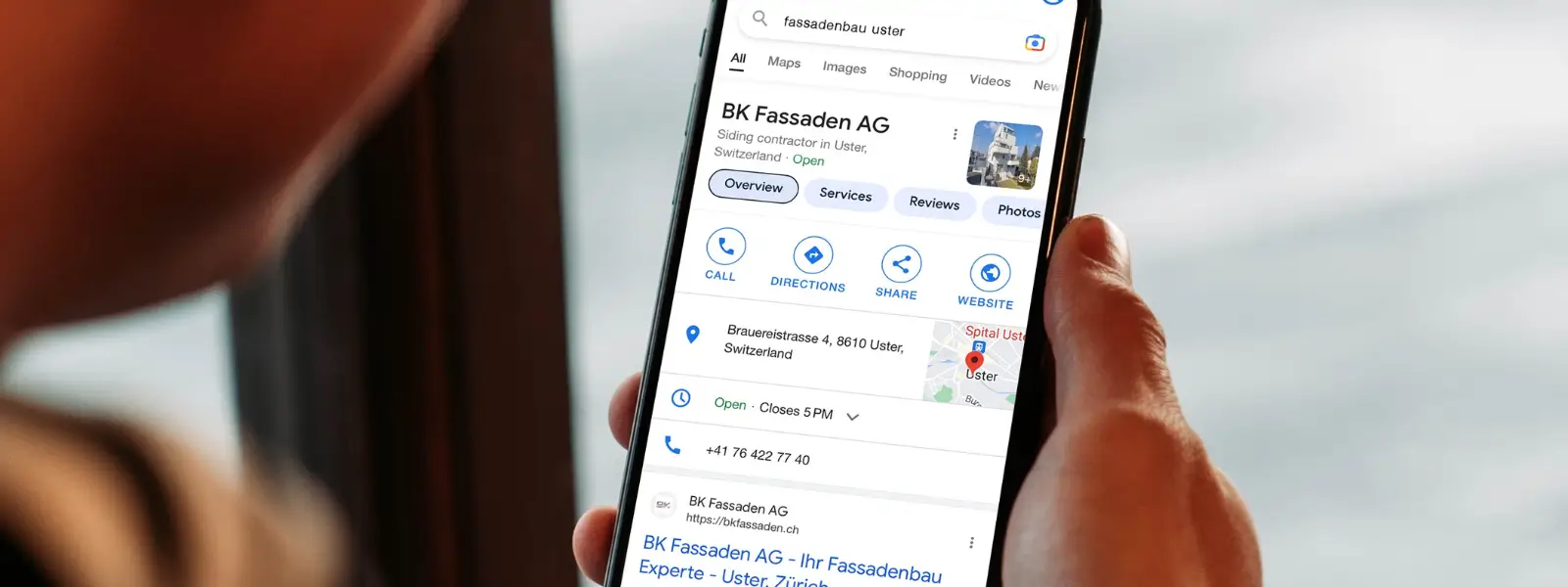 google suche mit profilanzeige der fassadenbau firma bk fassaden, gestaltet von maayo design